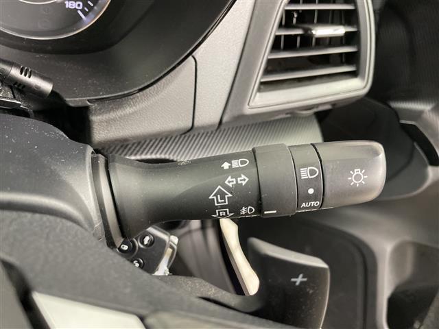 インプレッサG4 1.6i-L アイサイト ・4WD・社外ナビ BT/SD/FM/AM・バックカメラ・追従クルーズコントロール・コーナーセンサー・パドルシフト・ビルトインETC・スマートキー×2・純正フロアマット・オートライト(18枚目)