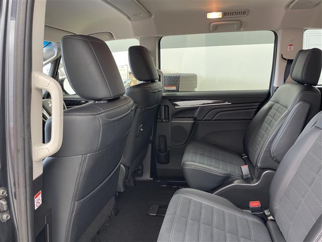 デリカＤ：５ シャモニー　４ＷＤ・衝突被害軽減ブレーキ・両側パワースライドドア・電動オートステップ・レーダークルーズコントロール・バックカメラ・ＬＥＤヘッドライト・７人乗り・ハーフレザーシート・シートヒーター（26枚目）