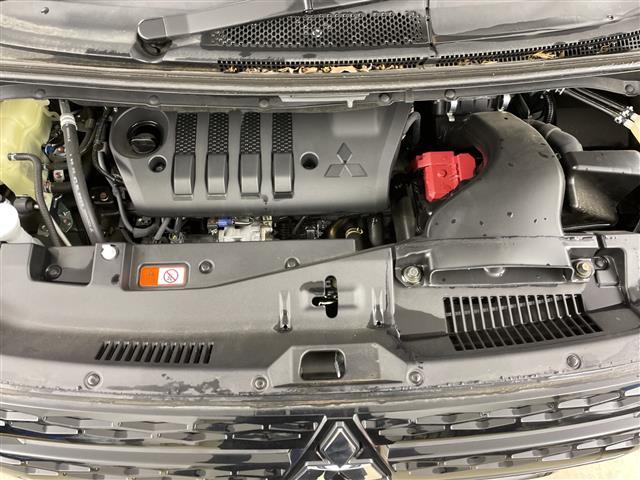 デリカＤ：５ シャモニー　４ＷＤ・衝突被害軽減ブレーキ・両側パワースライドドア・電動オートステップ・レーダークルーズコントロール・バックカメラ・ＬＥＤヘッドライト・７人乗り・ハーフレザーシート・シートヒーター（40枚目）