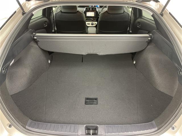 プリウス Sツーリングセレクション ・4WD・純正ナビ フルセグ/BT/CD/DVD/SD・バックカメラ ・レーダークルーズコントロール・純正一体型エンジンスターター・シートヒーター・ミラーヒーター・ワイパーデアイサー(25枚目)