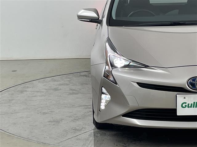 プリウス Sツーリングセレクション ・4WD・純正ナビ フルセグ/BT/CD/DVD/SD・バックカメラ ・レーダークルーズコントロール・純正一体型エンジンスターター・シートヒーター・ミラーヒーター・ワイパーデアイサー(26枚目)