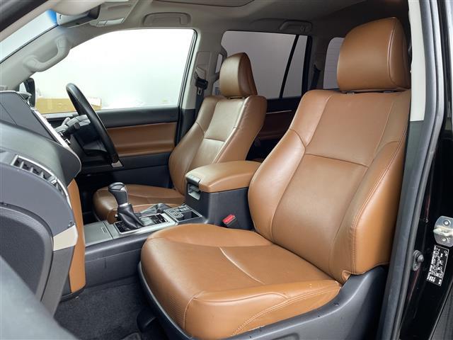 ランドクルーザープラド TX Lパッケージ 70thアニバーサリーリミテッド ・4WD/ディーゼルターボ・純正メーカーナビ (BT/AM/FM/USB)・マルチテレインモニター・茶革シート・ムーンルーフ・LEDオートライト/オートハイビーム・前席パワーシート・(23枚目)