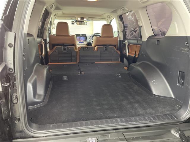 ランドクルーザープラド TX Lパッケージ 70thアニバーサリーリミテッド ・4WD/ディーゼルターボ・純正メーカーナビ (BT/AM/FM/USB)・マルチテレインモニター・茶革シート・ムーンルーフ・LEDオートライト/オートハイビーム・前席パワーシート・(28枚目)