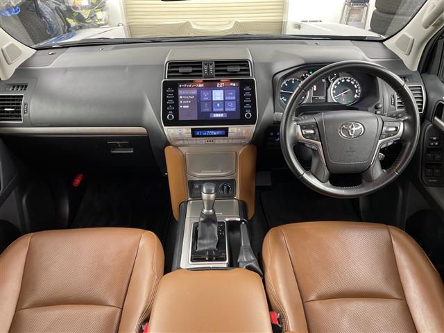 ランドクルーザープラド TX Lパッケージ 70thアニバーサリーリミテッド ・4WD/ディーゼルターボ・純正メーカーナビ (BT/AM/FM/USB)・マルチテレインモニター・茶革シート・ムーンルーフ・LEDオートライト/オートハイビーム・前席パワーシート・(42枚目)