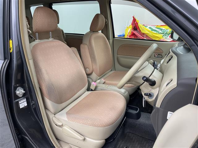 シエンタ G ・社外SDナビ(NSCP-W64)CD/BT/SD/ワンセグTV・スマートドアロック・両側パワースライドドア・イオンエアコン・オートエアコン・ウィンカーミラー・ドアバイザー・横滑り防止(18枚目)