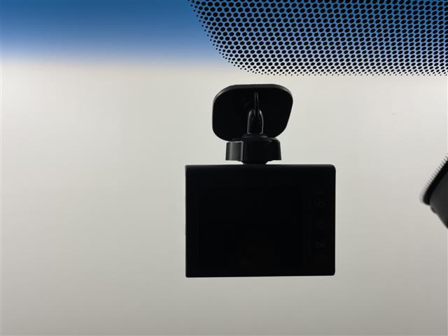 デリカD:5 G パワーパッケージ ・衝突被害軽減ブレーキ・社外ナビ (フルセグ/BT/DVD/SD)・バックカメラ・両側パワースライドドア・パワーバックドア・レーダークルーズコントロール・LEDオートライト/オートハイ(12枚目)