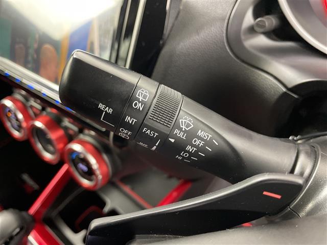 スイフト ハイブリッドＲＳ　・４ＷＤ／　セーフティパッケージＯＰ・デュアルセンサーブレーキサポート・アダプティブクルーズコントロール・純正８インチナビ・ＤＶＤ．ＣＤ．ＳＤ．ＢＴ．フルセグ・バックカメラ・バドルシフト（15枚目）