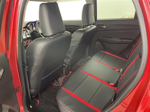 スイフト ハイブリッドＲＳ　・４ＷＤ／　セーフティパッケージＯＰ・デュアルセンサーブレーキサポート・アダプティブクルーズコントロール・純正８インチナビ・ＤＶＤ．ＣＤ．ＳＤ．ＢＴ．フルセグ・バックカメラ・バドルシフト（25枚目）