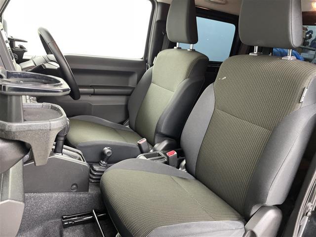 ジムニー ＸＣ　・４ＷＤ／ターボ・スズキセーフティサポート・社外７インチメモリナビ・ＢＴ／ＤＶＤ／ＣＤ／ＳＤ／フルセグＴＶ・バックカメラ・クルーズコントロール・ＬＥＤオートライト・シートヒーター・背面（21枚目）