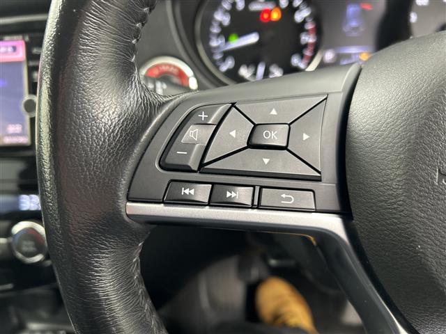 エクストレイル ２０Ｘ　・４ＷＤ／エマージェンシーブレーキ・純正ディーラーＯＰナビ・ＤＶＤ．ＣＤ．ＳＤ．ＢＴ．フルセグ・アラウンドビューモニター・バックカメラ・ぱわーばっく・カプロンシート・デジタルインナーミラ（15枚目）