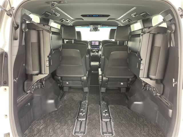 アルファード ２．５Ｓ　タイプゴールドＩＩ　４ＷＤ　トヨタコネクト　メーカー純正ナビ　バックカメラ　トヨタセーフティーセンス　プリクラッシュセーフティー　レーダークルーズコントロール　社外ドライブレコーダー前後　両側パワースライドドア（28枚目）