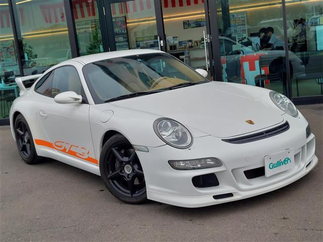 ９１１カレラ　ディーラー車　左ハンドル☆ベージュ本革シート　アルカンターラルーフライトニング　社外ナビ　フルセグＴＶ　ＭＡＲＶＩＮ　ＧＴ３　ＣＵＰタイプエアロキット　フロントスポイラー／バンパー　ドライブレコーダー(24枚目)