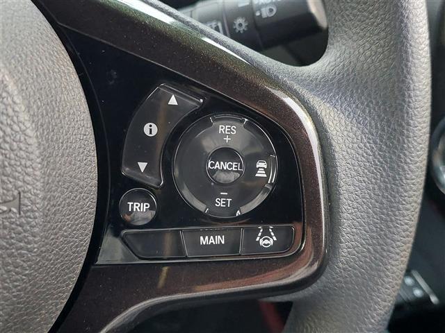 Ｎ－ＢＯＸカスタム Ｇ・Ｌホンダセンシング　衝突軽減ブレーキ　クルーズコントロール　コーナーセンサー　純正ナビ　フルセグＴＶ　バックカメラ　ＥＴＣ　ドライブレコーダー　両側電動スライドドア　純正アルミホイール　ＬＥＤヘッドライト　スマートキー（19枚目）