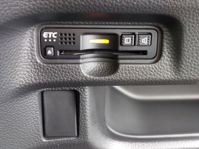 Ｎ－ＢＯＸカスタム Ｇ・Ｌホンダセンシング　純正ナビ　後方カメラ　クルコン　ＥＴＣ　ＬＥＤライト　フォグランプ　シートヒーター　衝突被害軽減ブレーキ　プッシュスタート　スマートキー　追従走行　Ｂｌｕｅｔｏｏｔｈ音楽　地デジＴＶ　助手席エアバッグ（11枚目）