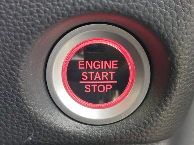 Ｎ－ＢＯＸカスタム Ｇ・Ｌホンダセンシング　純正ナビ　後方カメラ　クルコン　ＥＴＣ　ＬＥＤライト　フォグランプ　シートヒーター　衝突被害軽減ブレーキ　プッシュスタート　スマートキー　追従走行　Ｂｌｕｅｔｏｏｔｈ音楽　地デジＴＶ　助手席エアバッグ（19枚目）