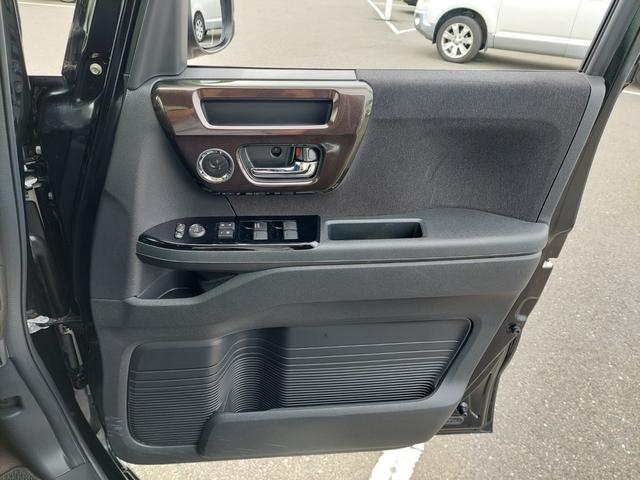 Ｎ－ＢＯＸカスタム Ｇ・Ｌホンダセンシング　純正ナビ　後方カメラ　クルコン　ＥＴＣ　ＬＥＤライト　フォグランプ　シートヒーター　衝突被害軽減ブレーキ　プッシュスタート　スマートキー　追従走行　Ｂｌｕｅｔｏｏｔｈ音楽　地デジＴＶ　助手席エアバッグ（36枚目）