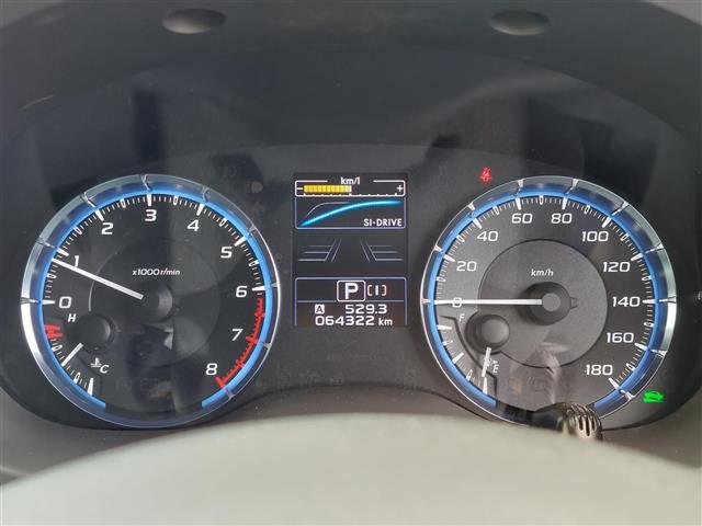 レヴォーグ １．６ＧＴアイサイト　スマートエディション　純正ナビ純正アルミホイールビルトインＥＴＣフロントフォグランプパドルシフトブラインドスポットモニターバックカメラフルセグテレビＢｌｕｅｔｏｏｔｈアイサイト　アクセスキー　バックガイドモニター　ターボ（11枚目）