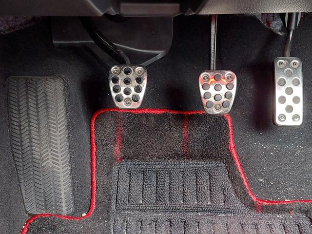 シビック タイプR BLITZタワーバー GPSレーダー バックカメラ 純正ナビ フルセグTV ETC 前後ドライブレコーダー クルーズコントロール コーナーセンサー LEDヘッドライト 純正アルミホイール スマートキー(36枚目)