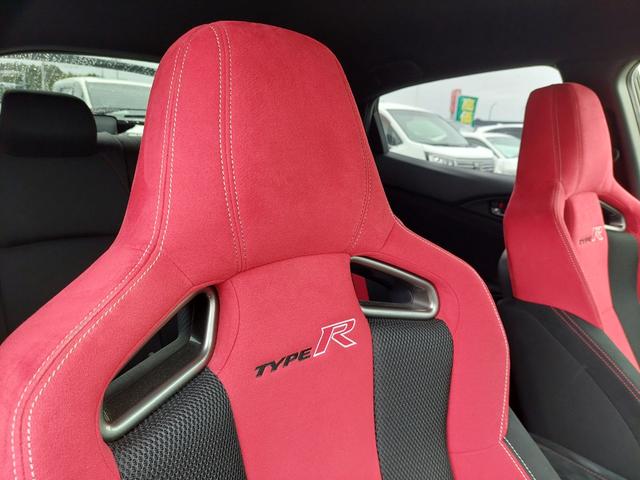 シビック タイプR BLITZタワーバー GPSレーダー バックカメラ 純正ナビ フルセグTV ETC 前後ドライブレコーダー クルーズコントロール コーナーセンサー LEDヘッドライト 純正アルミホイール スマートキー(51枚目)