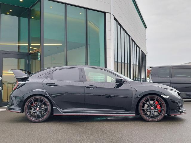 シビック タイプR BLITZタワーバー GPSレーダー バックカメラ 純正ナビ フルセグTV ETC 前後ドライブレコーダー クルーズコントロール コーナーセンサー LEDヘッドライト 純正アルミホイール スマートキー(67枚目)