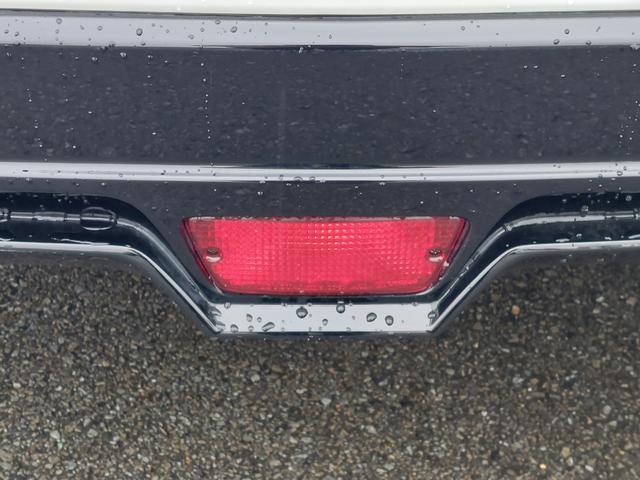 プリウスＰＨＶ Ｓナビパッケージ・ＧＲスポーツ　１１．６型純正ナビ　バックカメラ　ドライブレコーダー　ＥＴＣ　クルーズコントロール　ハーフレーザーシート　シートヒーター　ＬＥＤライト　フォグランプ　衝突軽減ブレーキ　スマートキー　プッシュスタート（60枚目）