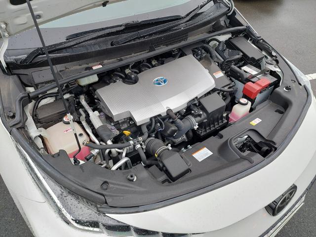プリウスＰＨＶ Ｓナビパッケージ・ＧＲスポーツ　１１．６型純正ナビ　バックカメラ　ドライブレコーダー　ＥＴＣ　クルーズコントロール　ハーフレーザーシート　シートヒーター　ＬＥＤライト　フォグランプ　衝突軽減ブレーキ　スマートキー　プッシュスタート（78枚目）