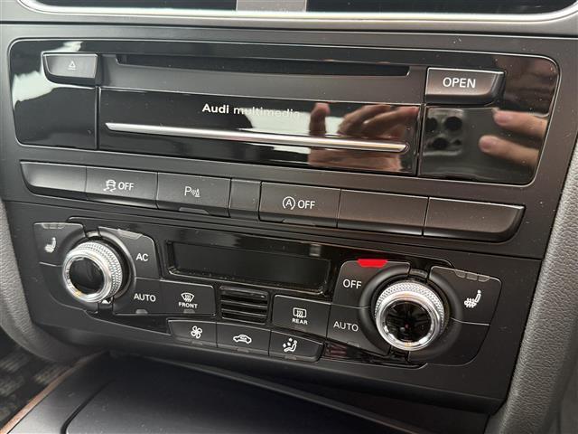 Ａ４ ２．０ＴＦＳＩ　ワンオーナー　ＥＴＣ　ドライブレコーダー　シートヒーター　バックカメラ　ブラックレザーシート　純正１７インチアルミホイール　スマートキー　横滑り防止装置　純正ワンセグＴＶ　純正フロアマット　（10枚目）