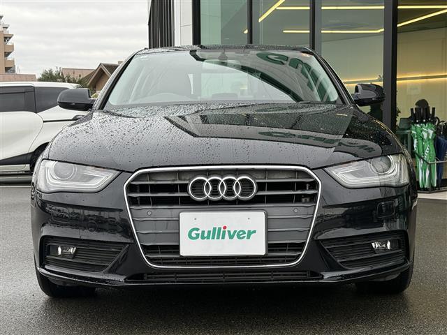 Ａ４ ２．０ＴＦＳＩ　ワンオーナー　ＥＴＣ　ドライブレコーダー　シートヒーター　バックカメラ　ブラックレザーシート　純正１７インチアルミホイール　スマートキー　横滑り防止装置　純正ワンセグＴＶ　純正フロアマット　（25枚目）