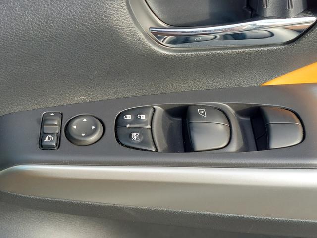 キックス Ｘ　ツートーンインテリアエディション　アラウンドビューモニター　プロパイロット　エマージェンシーブレーキ　純正ナビ　フルセグＴＶ　ＥＴＣ　ドライブレコーダー　革シート　シートヒーター　ステアリングヒーター　純正アルミホイール　スマートキー（34枚目）