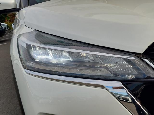 キックス Ｘ　ツートーンインテリアエディション　アラウンドビューモニター　プロパイロット　エマージェンシーブレーキ　純正ナビ　フルセグＴＶ　ＥＴＣ　ドライブレコーダー　革シート　シートヒーター　ステアリングヒーター　純正アルミホイール　スマートキー（70枚目）