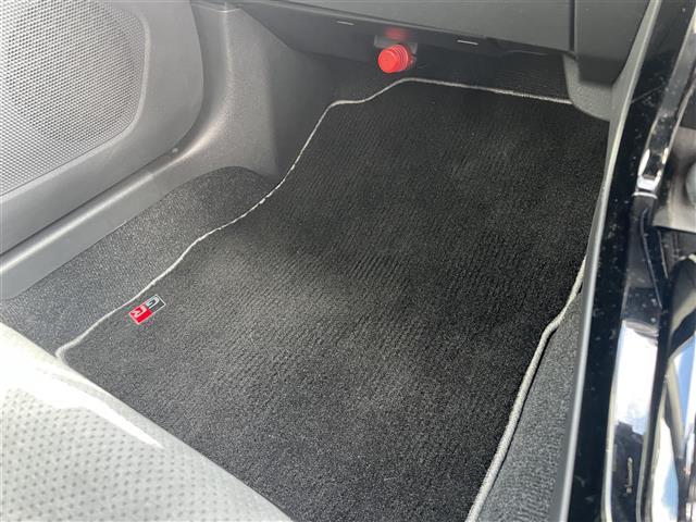 コペン GR スポーツ 純正7インチナビ(CD/Bluetooth/AM/FM) GR純正RECAROシート 純正BBS16インチアルミ パドルシフト TVキャンセラー D/N席シートヒーター バックカメラ 純正フォグ SD(7枚目)