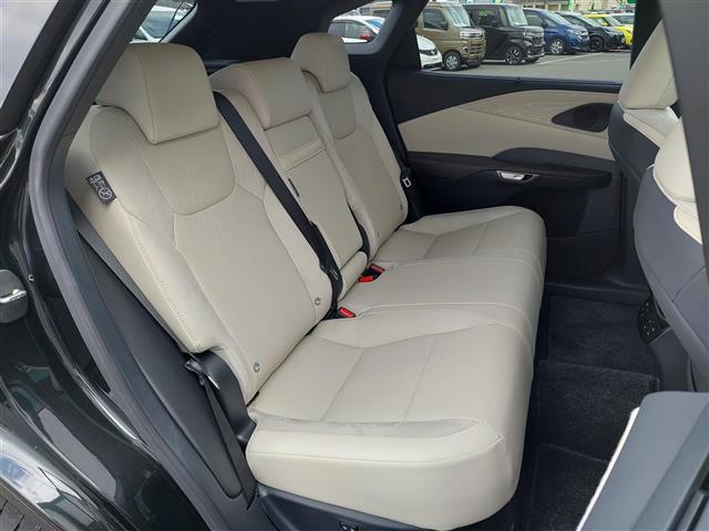 RX RX350h バージョンL サンルーフ レクサスセーフティ BSM HUD 純正ナビ 全周囲カメラ デジタルインナーミラー 駐車支援 白レザーシート シートヒーター ベンチレーション パワーシート 電動リアゲート パドルシフト(25枚目)