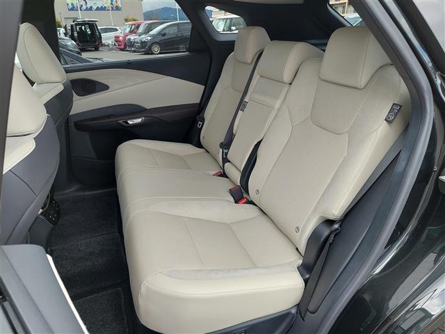 RX RX350h バージョンL サンルーフ レクサスセーフティ BSM HUD 純正ナビ 全周囲カメラ デジタルインナーミラー 駐車支援 白レザーシート シートヒーター ベンチレーション パワーシート 電動リアゲート パドルシフト(27枚目)