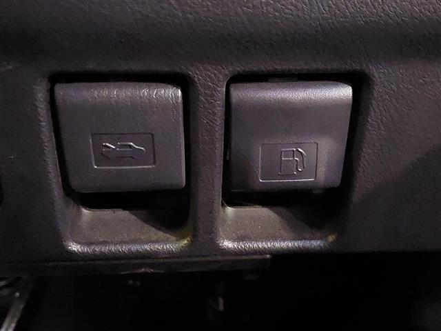 ランドクルーザープラド TX Lパッケージ ワンオーナー 衝突軽減 4WD 純正ナビ バックカメラ レザーシート D/Nパワーシート MTモード付AT コーナーセンサー 純正17インチアルミホイール エンジンスタートボタン スマートキー Bカメ(18枚目)