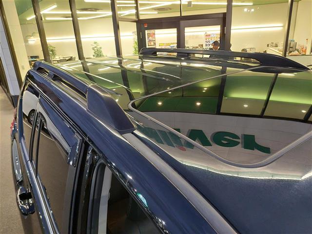 ランドクルーザープラド TX Lパッケージ ワンオーナー 衝突軽減 4WD 純正ナビ バックカメラ レザーシート D/Nパワーシート MTモード付AT コーナーセンサー 純正17インチアルミホイール エンジンスタートボタン スマートキー Bカメ(25枚目)