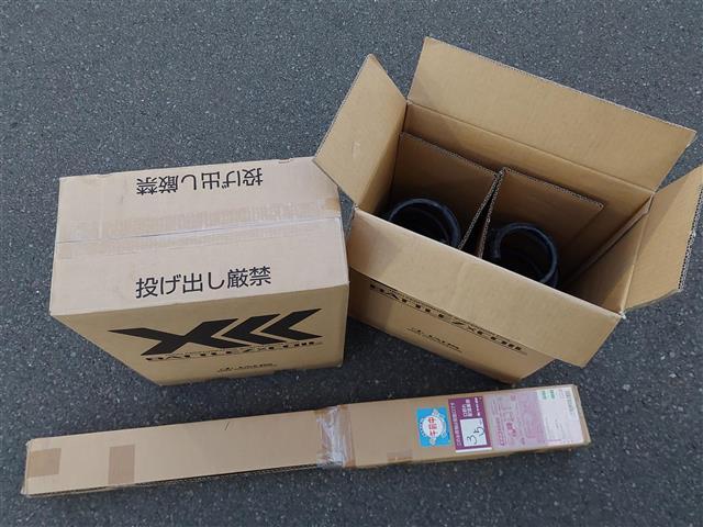 ランドクルーザープラド TX Lパッケージ ワンオーナー 衝突軽減 4WD 純正ナビ バックカメラ レザーシート D/Nパワーシート MTモード付AT コーナーセンサー 純正17インチアルミホイール エンジンスタートボタン スマートキー Bカメ(40枚目)