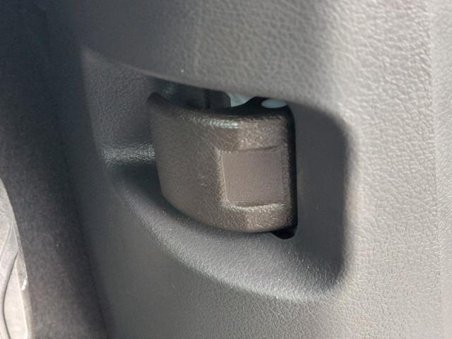 デリカミニ T プレミアム 届出済未使用車 アラウンドビューモニター プロパイロット パドルシフト シートヒーター ステアリングヒーター 両側電動スライドドア 純正ディスプレイオーディオ デジタルインナーミラー ルーフレール(17枚目)