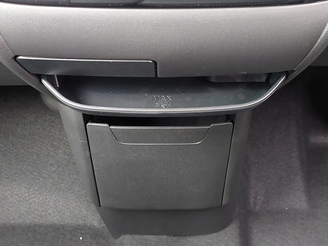 デリカミニ T プレミアム 届出済未使用車 アラウンドビューモニター プロパイロット パドルシフト シートヒーター ステアリングヒーター 両側電動スライドドア 純正ディスプレイオーディオ デジタルインナーミラー ルーフレール(18枚目)