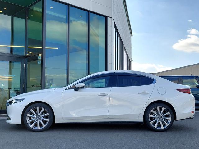 ＭＡＺＤＡ３セダン ＸＤ　Ｌパッケージ　３６０°ビューモニター　純正ナビ　フルセグＴＶ　ＥＴＣ　ドラレコ　パドルシフト　クルーズコントロール　革シート　シートヒーター　ステアリングヒーター　ＨＵＤ　コーナーセンサー　純正アルミホイール（65枚目）