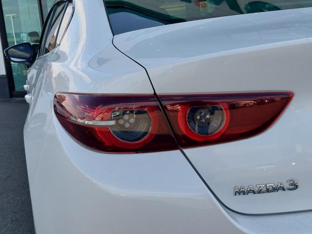 ＭＡＺＤＡ３セダン ＸＤ　Ｌパッケージ　３６０°ビューモニター　純正ナビ　フルセグＴＶ　ＥＴＣ　ドラレコ　パドルシフト　クルーズコントロール　革シート　シートヒーター　ステアリングヒーター　ＨＵＤ　コーナーセンサー　純正アルミホイール（67枚目）