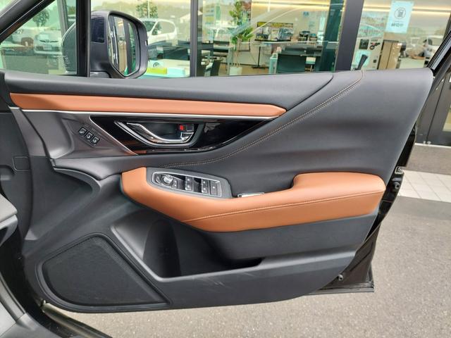 レガシィアウトバック リミテッドＥＸ　アイサイトＸ　クルコン　パドルシフト　純正ナビ　バックカメラ　ＥＴＣ　ドラレコ　ルーフレール　革シート　シートヒーター　ステアリングヒーター　パワーシート　パワーバックドア　純正アルミホイール（51枚目）