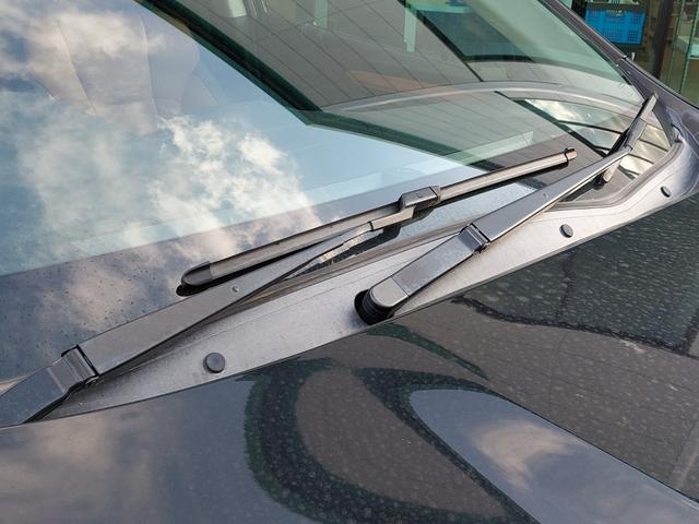 レガシィアウトバック リミテッドＥＸ　アイサイトＸ　クルコン　パドルシフト　純正ナビ　バックカメラ　ＥＴＣ　ドラレコ　ルーフレール　革シート　シートヒーター　ステアリングヒーター　パワーシート　パワーバックドア　純正アルミホイール（80枚目）