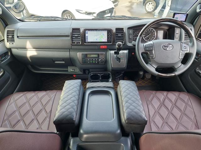 ハイエースバン スーパーＧＬ　ダーク　プライムＩＩ　モデリスタエアロ　ベッドキット　ＧＰＳレーダー　パノラミックビューモニター　純正ナビ　フルセグＴＶ　ＥＴＣ　ドラレコ１００Ｖ電源　衝突軽減ブレーキ　コーナーセンサー　ＬＥＤヘッドライト　スマートキー（2枚目）