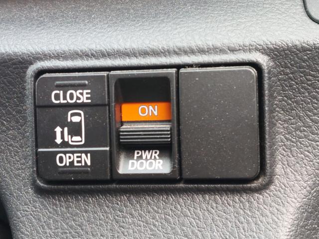 シエンタ Ｘ　ＴＲＤエアロ　純正ナビ　フルセグＴＶ　バックカメラ　ＥＴＣ　片側電動スライドドア　ドアバイザー　アイドリングストップ　横滑り防止装置　電動格納ミラー　フロントフォグ　社外アルミホイール　リモコンキー（13枚目）