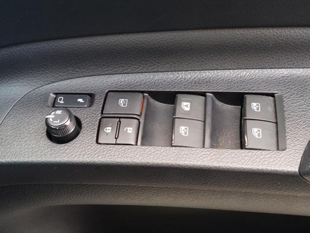 シエンタ Ｘ　ＴＲＤエアロ　純正ナビ　フルセグＴＶ　バックカメラ　ＥＴＣ　片側電動スライドドア　ドアバイザー　アイドリングストップ　横滑り防止装置　電動格納ミラー　フロントフォグ　社外アルミホイール　リモコンキー（38枚目）