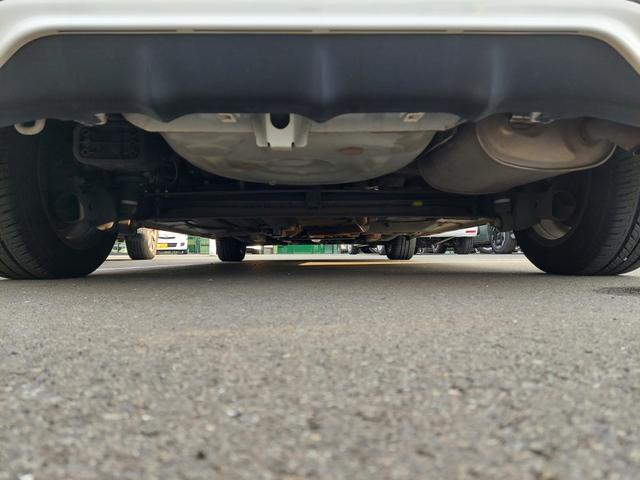 シエンタ Ｘ　ＴＲＤエアロ　純正ナビ　フルセグＴＶ　バックカメラ　ＥＴＣ　片側電動スライドドア　ドアバイザー　アイドリングストップ　横滑り防止装置　電動格納ミラー　フロントフォグ　社外アルミホイール　リモコンキー（53枚目）