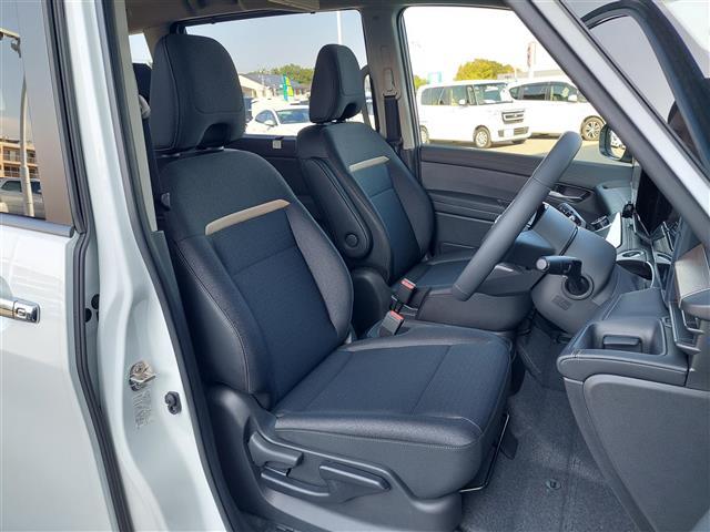 セレナ e-パワー ハイウェイスターV 登録済未使用車 12型DA 全方位カメラ ETC2.0 プロパイロット インテリジェントルームミラー 後席モニター ドライブレコーダー LEDライト コーナーセンサー 衝突軽減ブレーキ VDC LDP(24枚目)