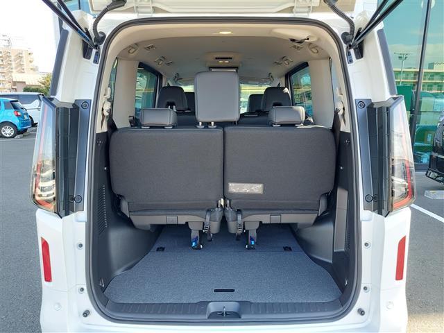 セレナ e-パワー ハイウェイスターV 登録済未使用車 12型DA 全方位カメラ ETC2.0 プロパイロット インテリジェントルームミラー 後席モニター ドライブレコーダー LEDライト コーナーセンサー 衝突軽減ブレーキ VDC LDP(31枚目)