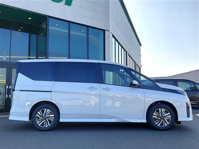 セレナ e-パワー ハイウェイスターV 登録済未使用車 12型DA 全方位カメラ ETC2.0 プロパイロット インテリジェントルームミラー 後席モニター ドライブレコーダー LEDライト コーナーセンサー 衝突軽減ブレーキ VDC LDP(37枚目)