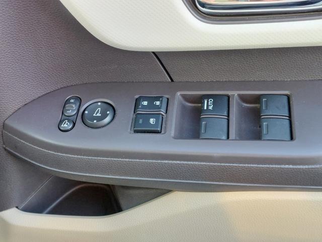 N-BOX G・EXターボホンダセンシング ホンダセンシング アダプティブクルーズ 純正8インチナビ バックカメラ 両側パワースライドドア LEDヘッドライト シートヒーター カーテンエアバック ビルトインETC 両側電動ドア 1オーナー(31枚目)